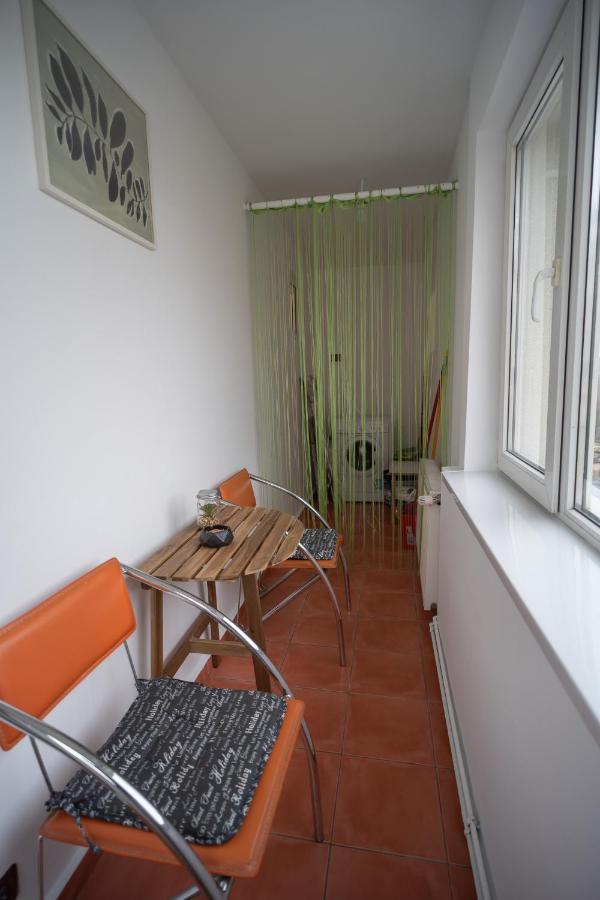 Spacious 2Br Dristor Apartment Bucharest Exterior photo