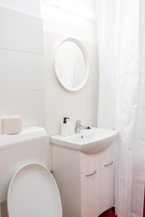 Spacious 2Br Dristor Apartment Bucharest Exterior photo