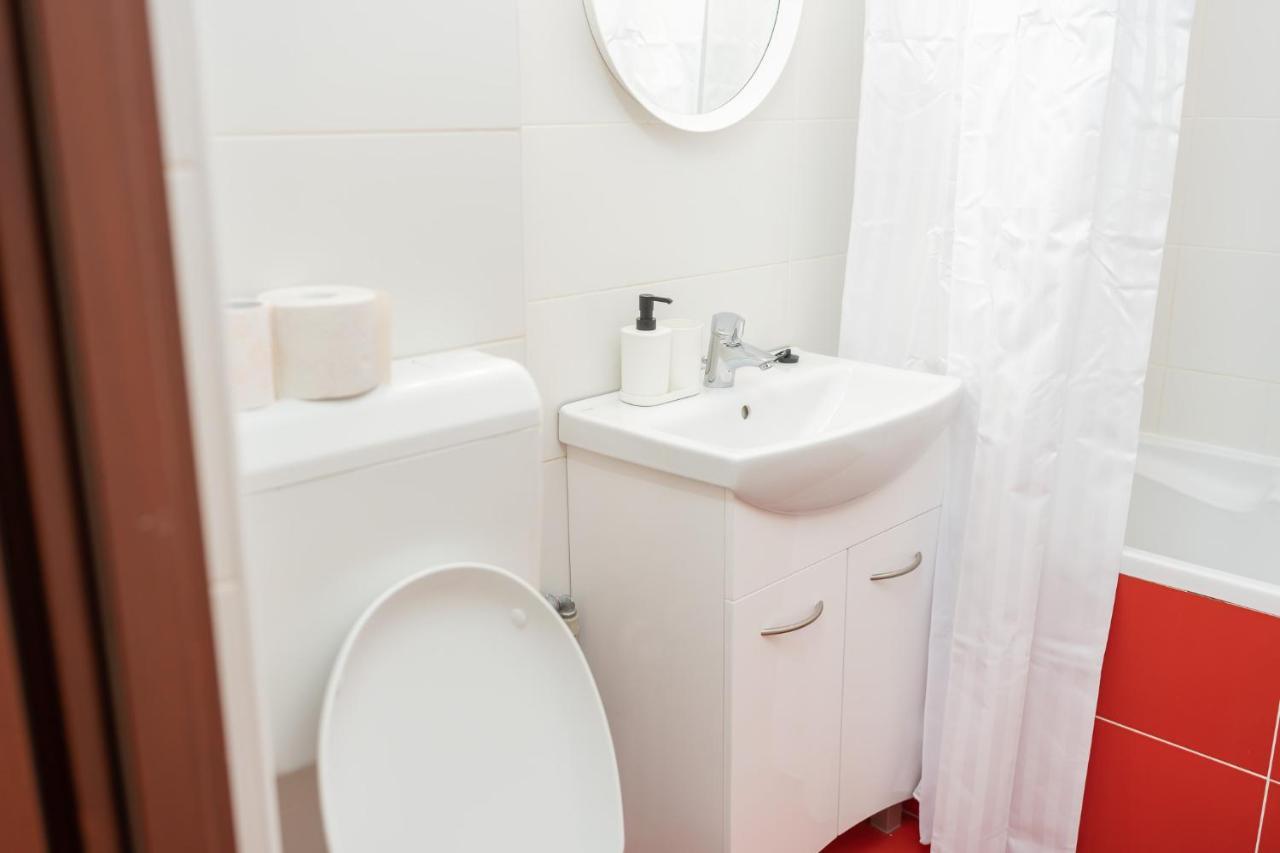 Spacious 2Br Dristor Apartment Bucharest Exterior photo